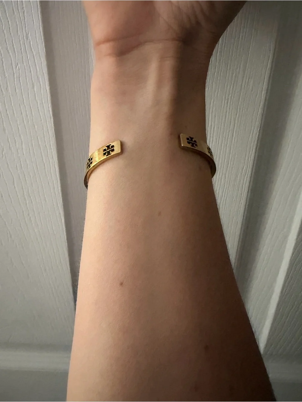 Tory Burch elegant gold